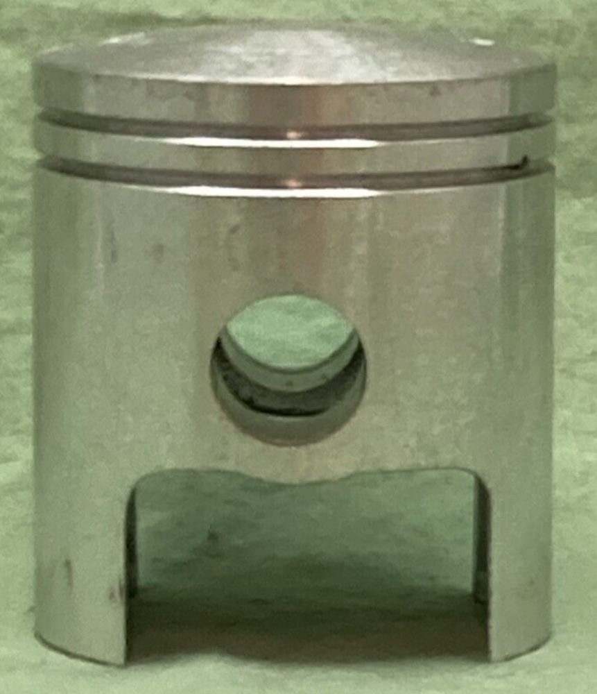 NEW GENUINE YAMAHA 248-11638-01 PISTON 4TH 1.00 O/S