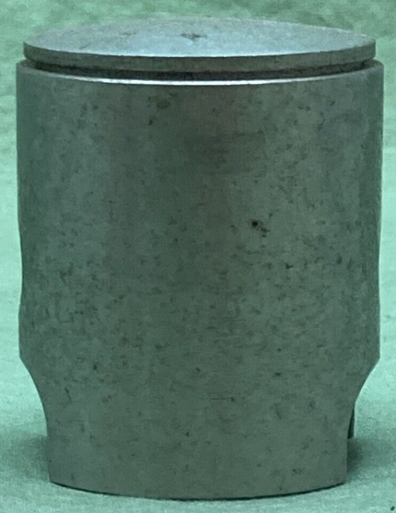 NEW GENUINE YAMAHA 248-11636-70 PISTON 2ND 0.50 O/S