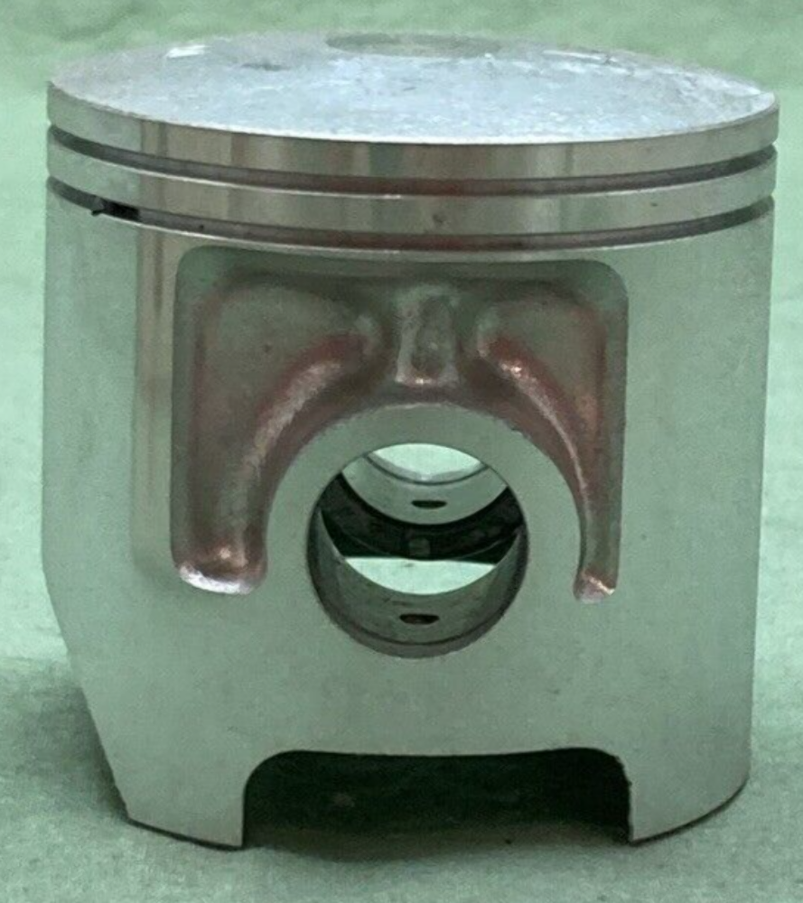 NEW GENUINE YAMAHA 2K6-11638-00 PISTON 4TH 1.00 O/S