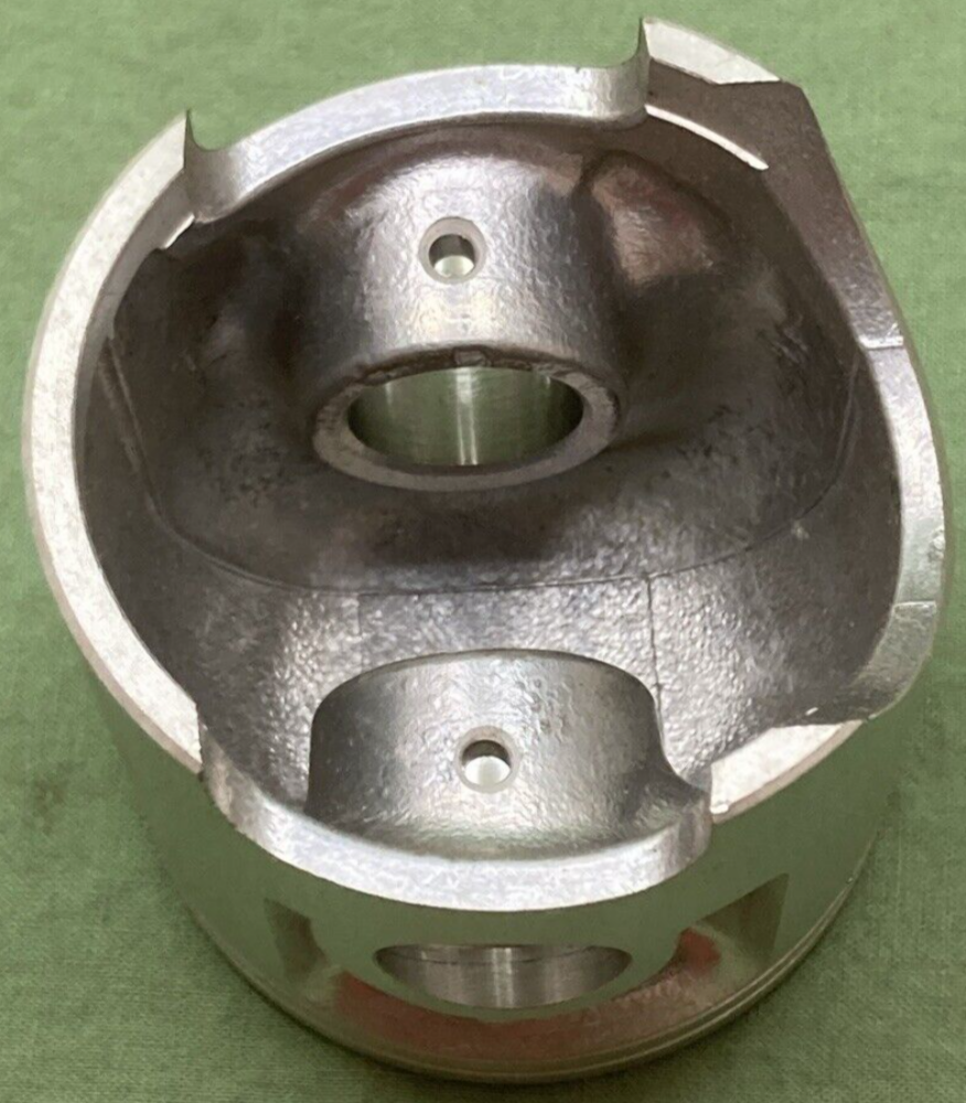 NEW GENUINE YAMAHA 2K6-11638-00 PISTON 4TH 1.00 O/S