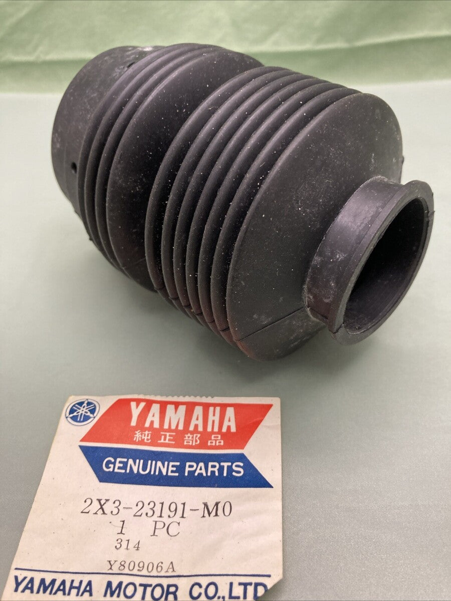 NEW GENUINE YAMAHA 2X3-23191-M0 BOOT, FRONT FORK