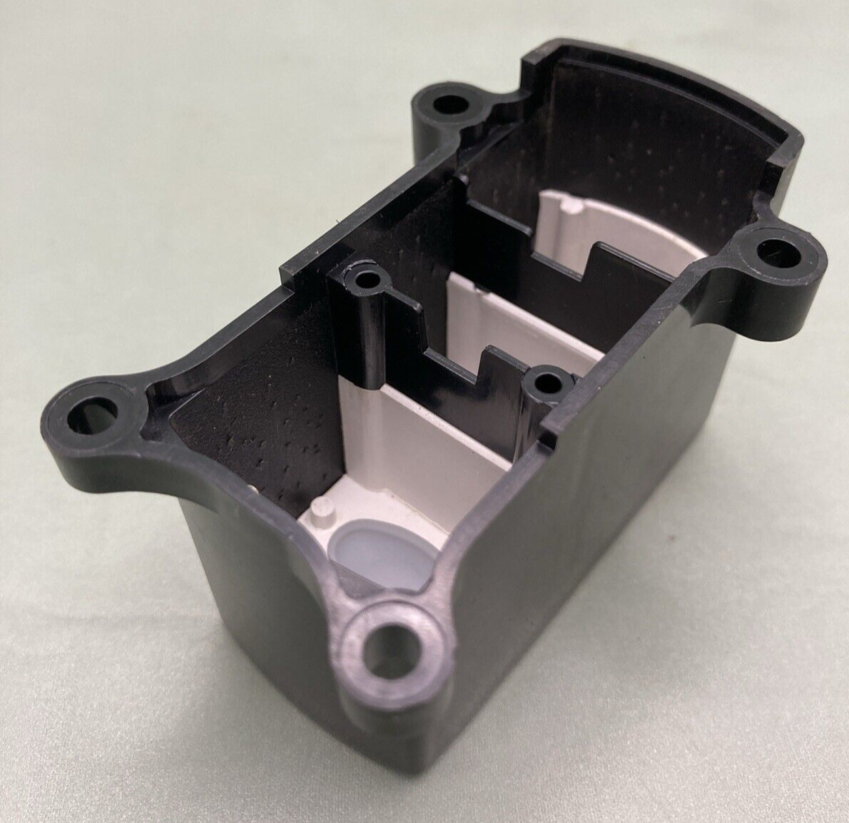 NEW GENUINE YAMAHA 2M0-83568-00 Upper Pilot Box 1978-1980 XS650