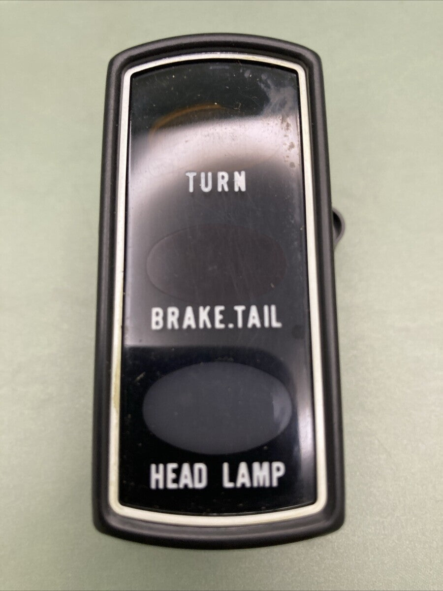 NEW GENUINE YAMAHA 2M0-83568-00 Upper Pilot Box 1978-1980 XS650