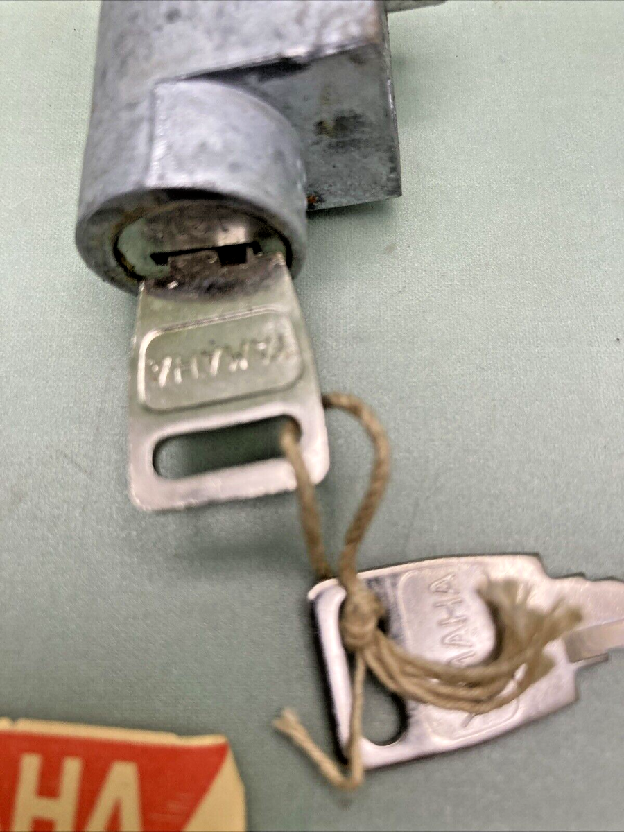 NEW GENUINE YAMAHA 266-23480-00 STEERING LOCK ASY