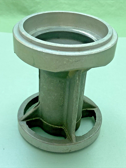 NEW GENUINE MERCURY QUICKSILVER 30584 BEARING CARRIER ASSEMBLY