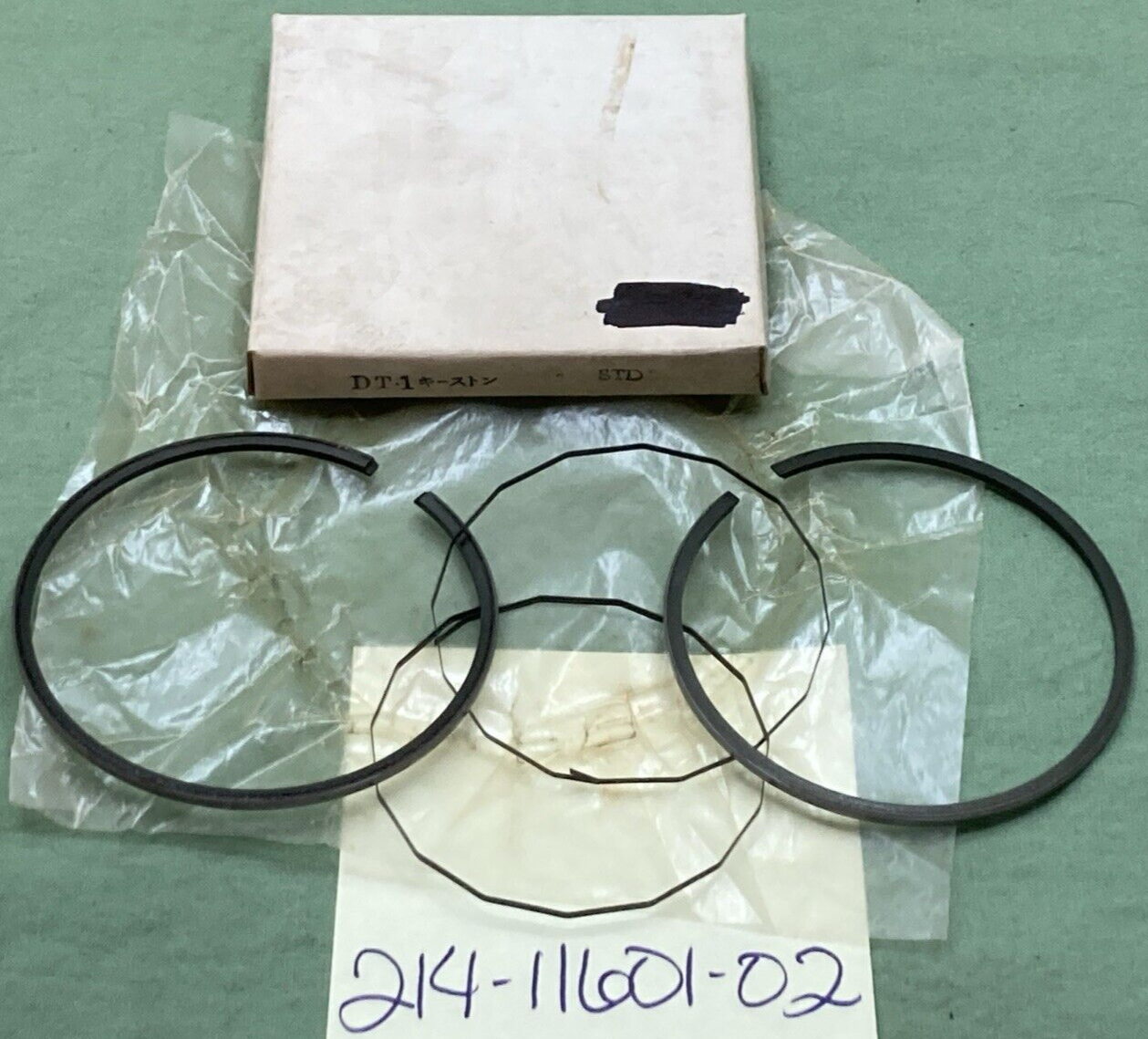 NEW REPLACES YAMAHA 214-11601-02 PISTON RING SET DT-1 STD