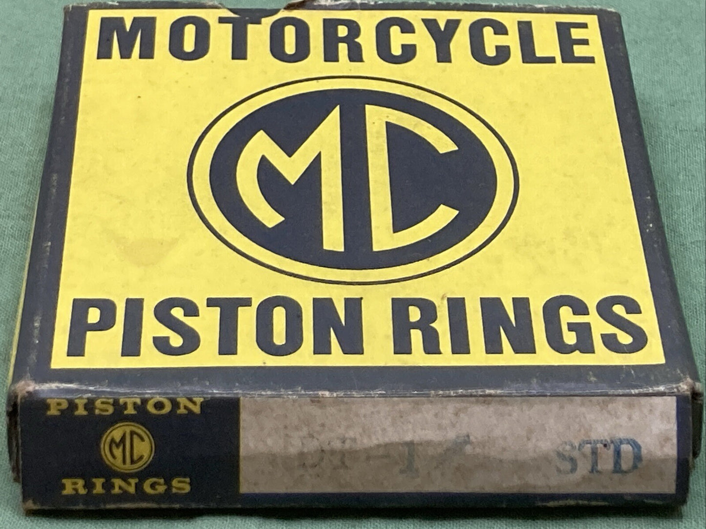 NEW MC DT-1 STD PISTON RING SET REPLACES YAMAHA 214-11601-02