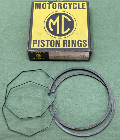 NEW MC DT-1 STD PISTON RING SET REPLACES YAMAHA 214-11601-02