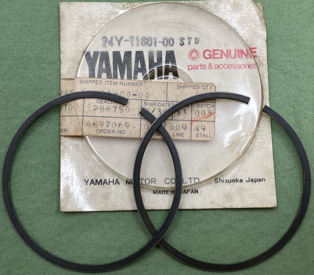 NEW GENUINE YAMAHA 24Y-11601-00 PISTON RING SET STD