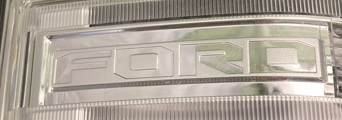 NEW GENUINE FORD HC3B-13B381-AB PASSENGER MIRROR SIGNAL LENS WITH SPOT LAMP