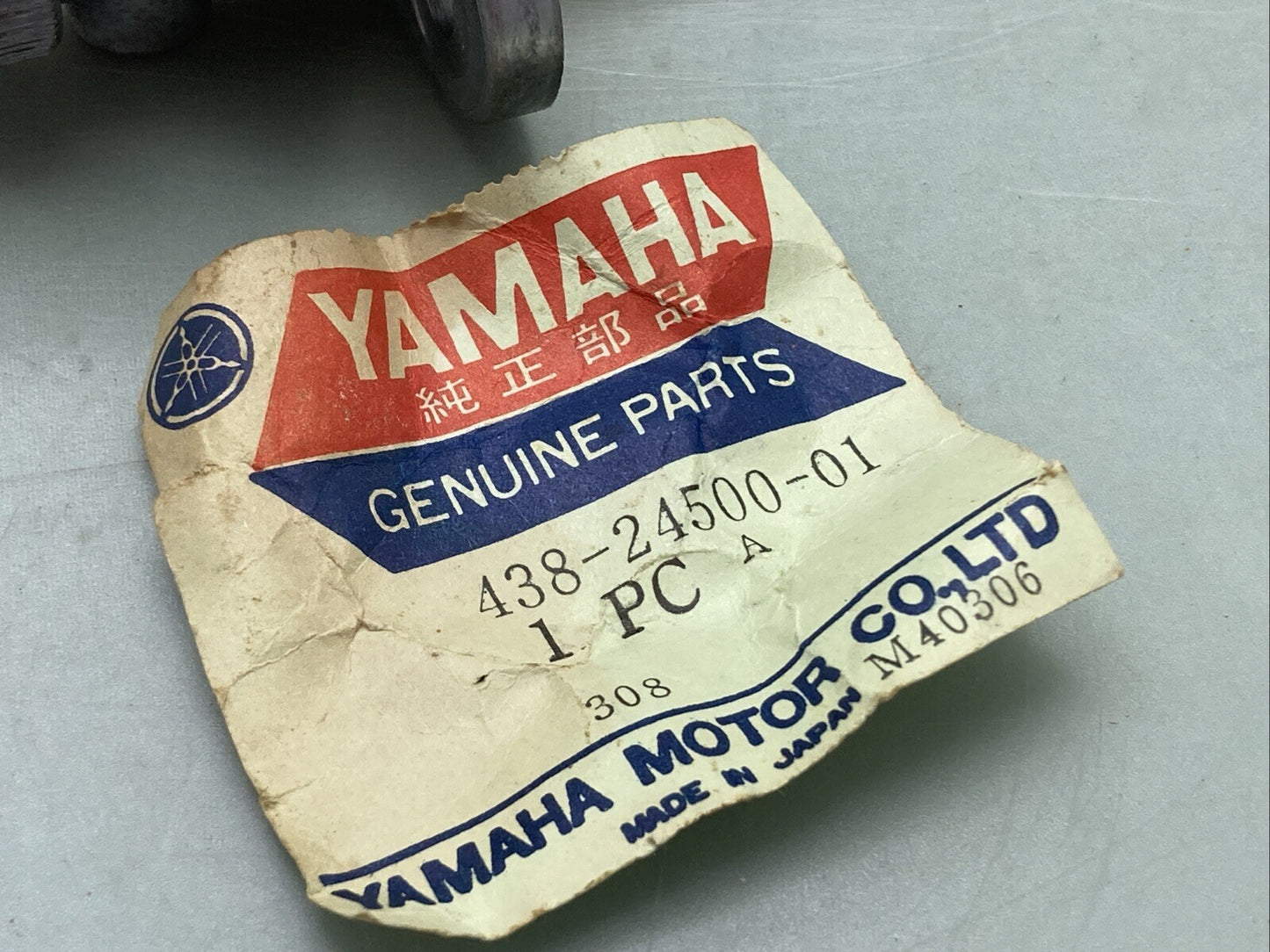 NEW GENUINE YAMAHA 438-24500 PETCOCK