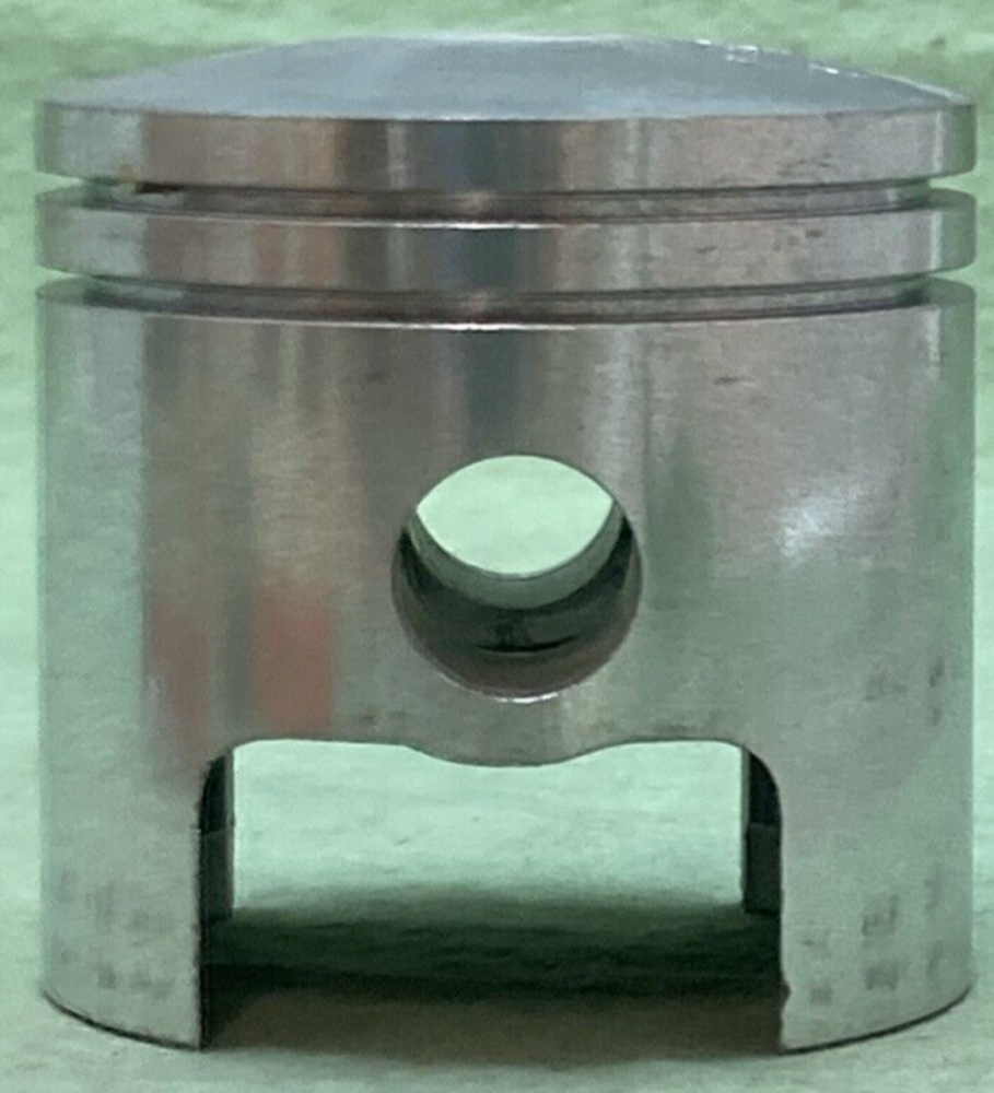 NEW GENUINE YAMAHA 251-11635-00 PISTON
