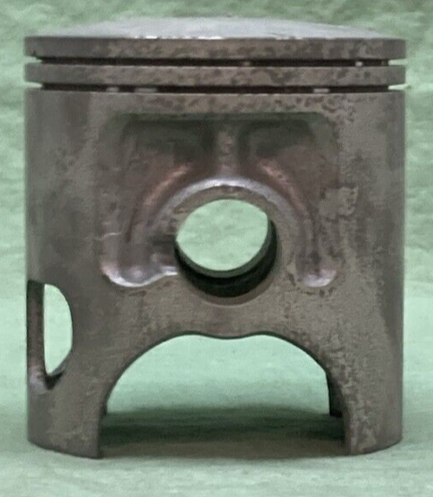 NEW GENUINE YAMAHA 25Y-11631-00-96 PISTON