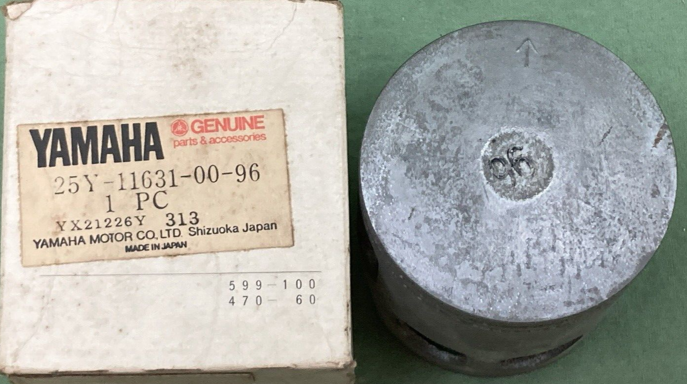 NEW GENUINE YAMAHA 25Y-11631-00-96 PISTON