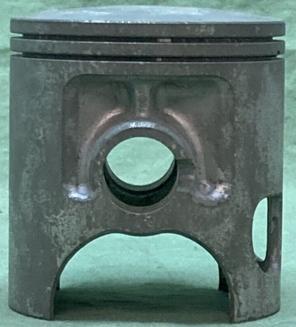 NEW GENUINE YAMAHA 25Y-11635-00 PISTON