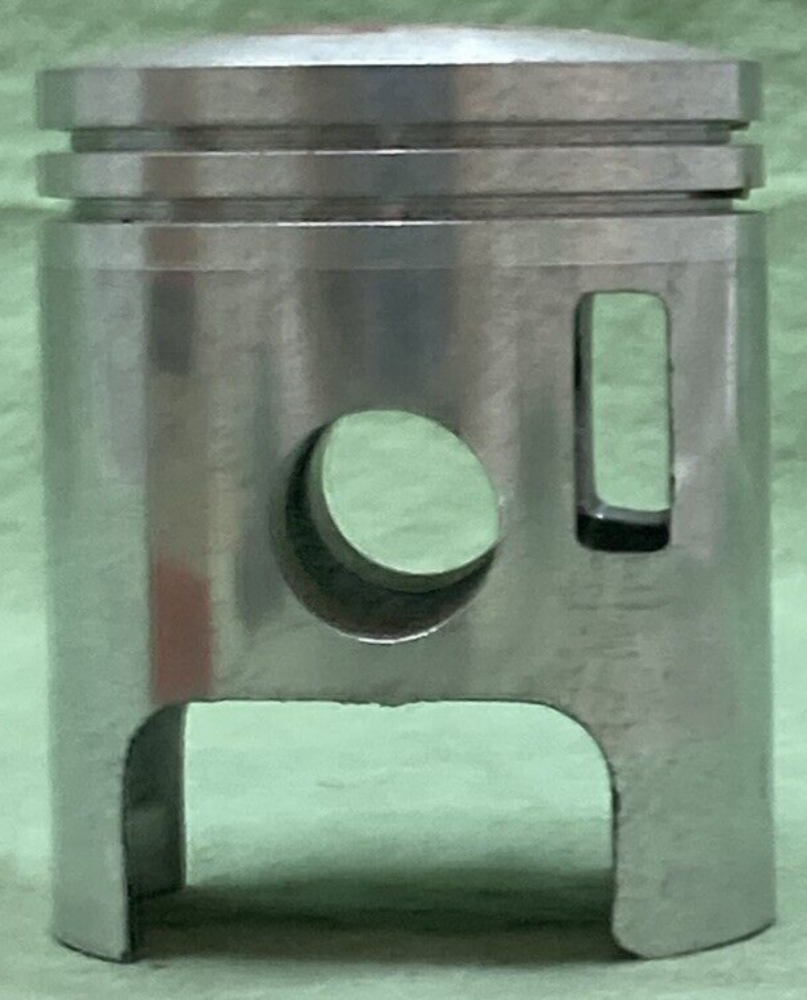 NEW GENUINE YAMAHA 235-11631-10 PISTON