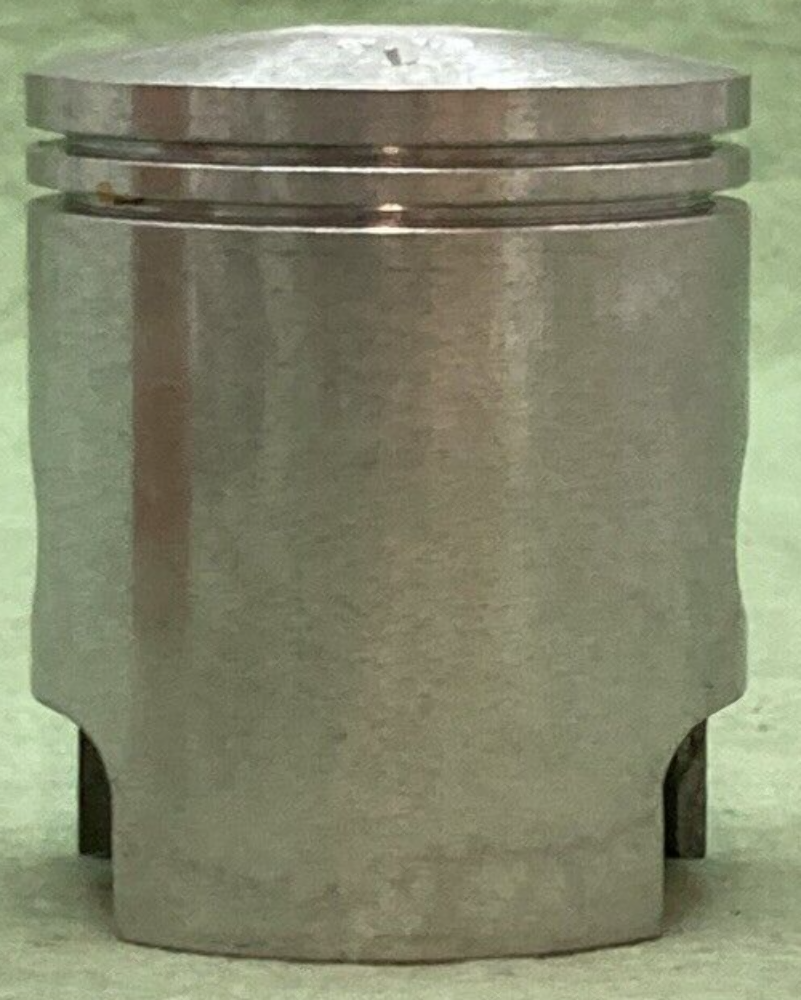 NEW GENUINE YAMAHA 273-11636-61 PISTON