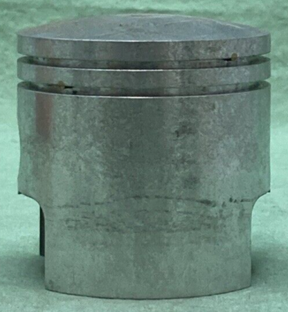 NEW GENUINE YAMAHA 251-11636-00 PISTON
