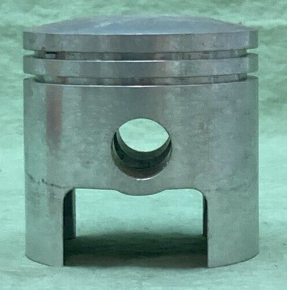 NEW GENUINE YAMAHA 251-11636-00 PISTON