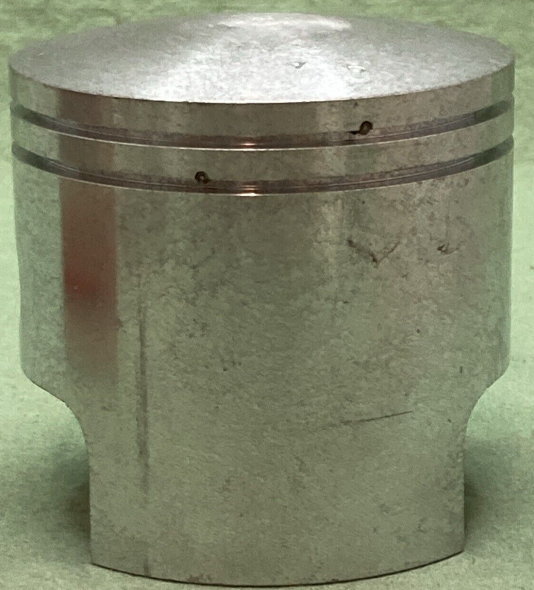 NEW GENUINE YAMAHA 275-11631-00-96 PISTON