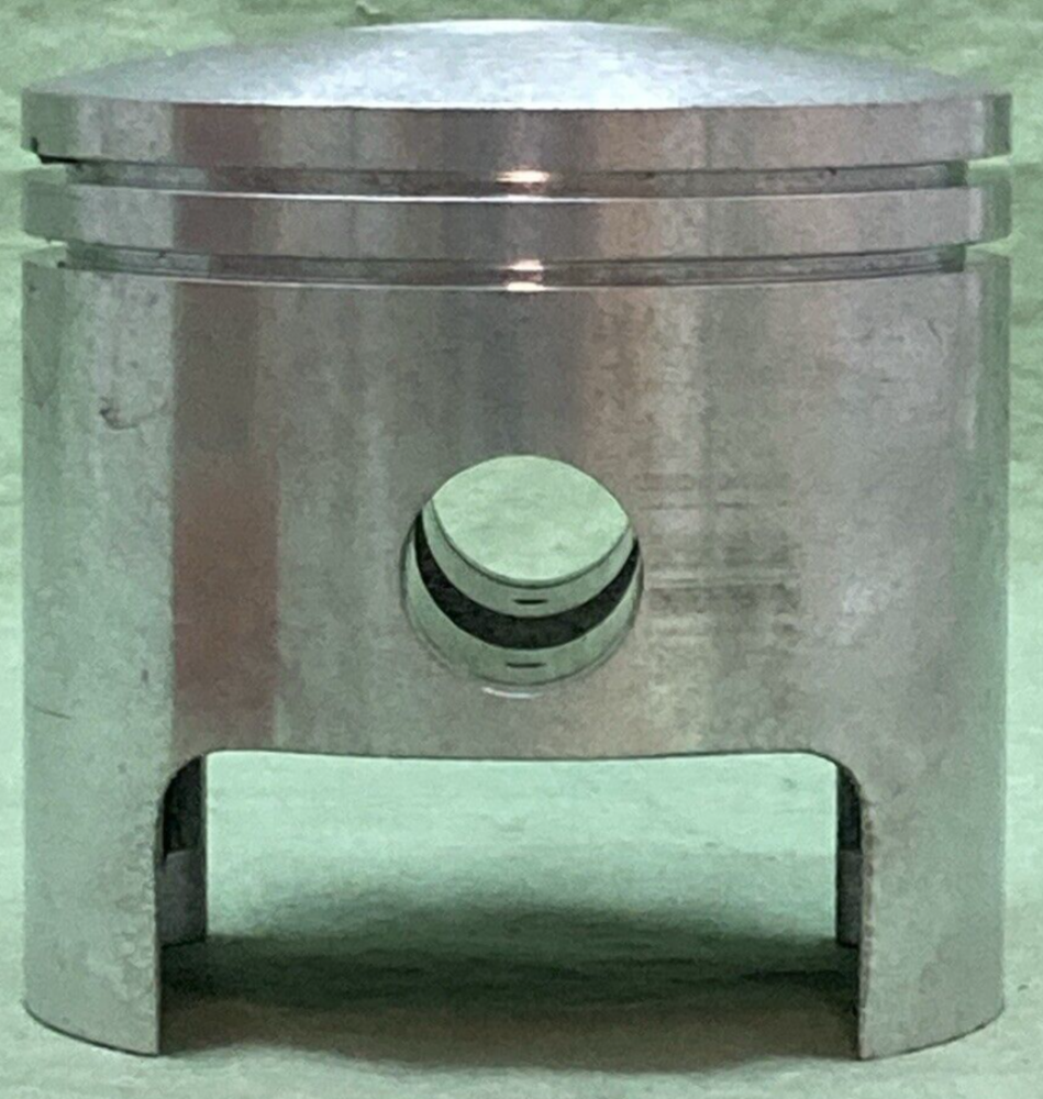 NEW GENUINE YAMAHA 275-11631-00-96 PISTON