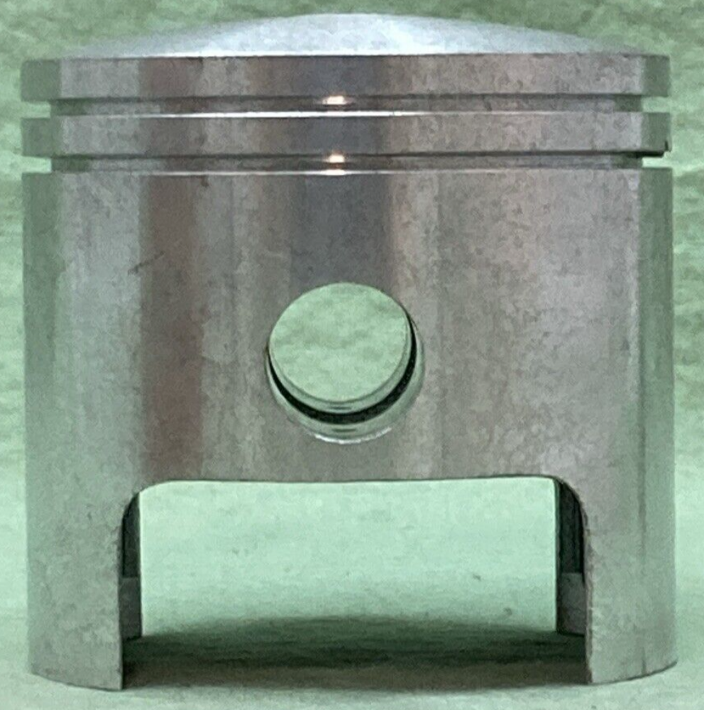 NEW GENUINE YAMAHA 275-11631-00-96 PISTON