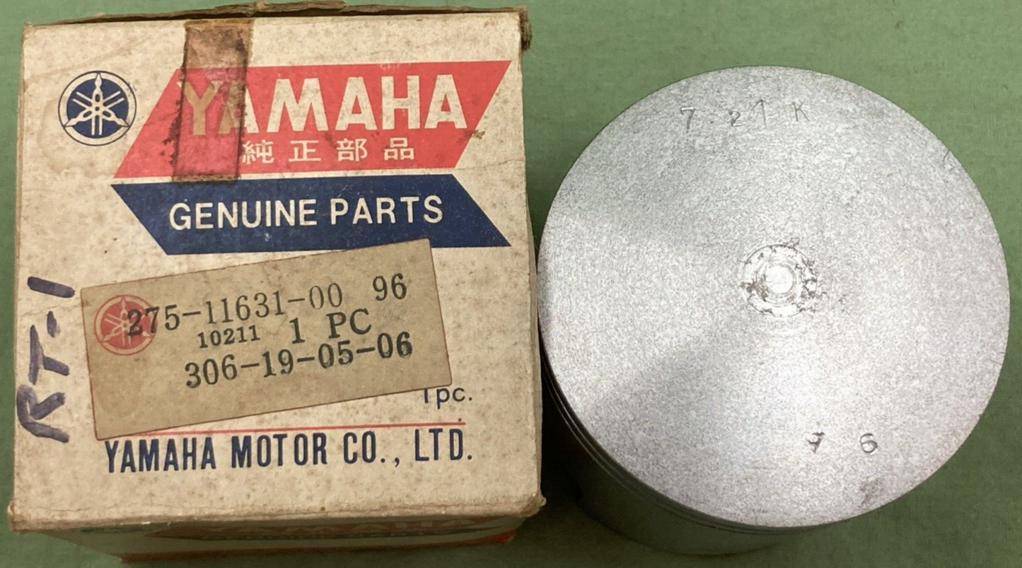 NEW GENUINE YAMAHA 275-11631-00-96 PISTON