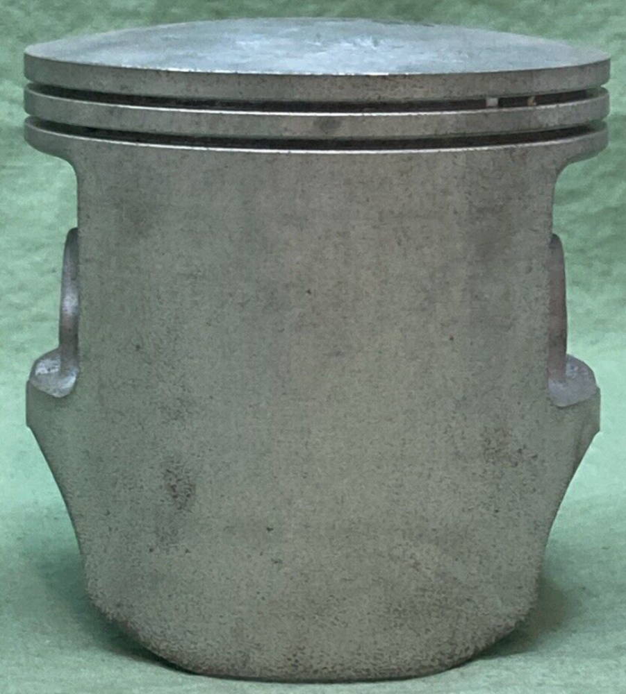 NEW GENUINE YAMAHA 26A-11631-00-93 PISTON