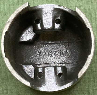 NEW GENUINE YAMAHA PISTON MJ2 55CC SIZE 42.25