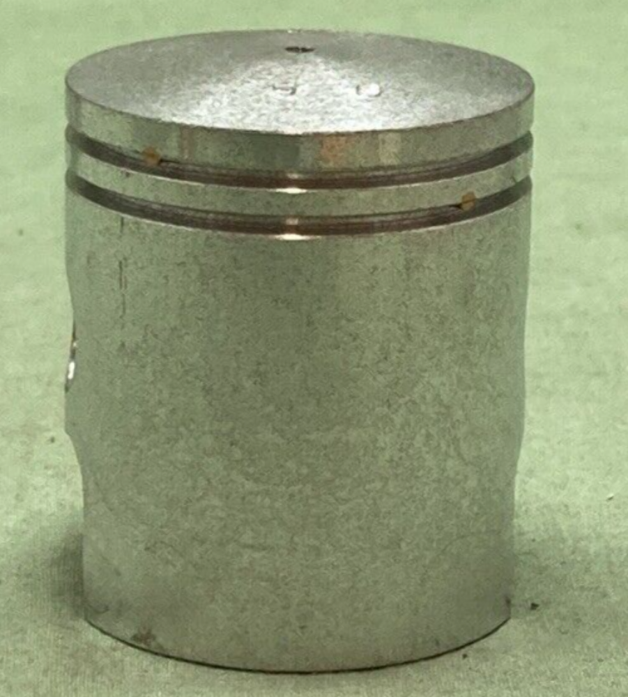NEW GENUINE YAMAHA 113-11631-02-96 PISTON