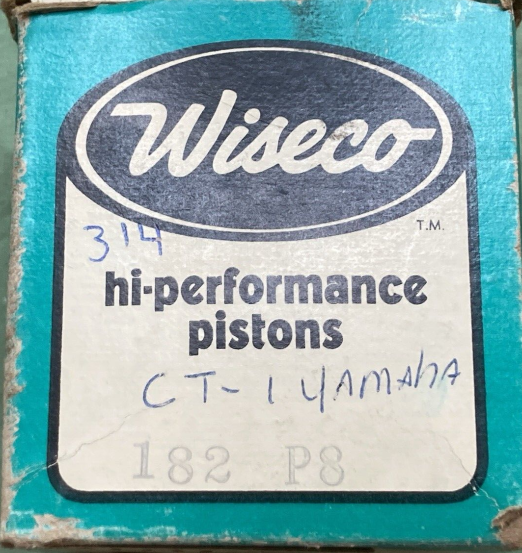 NEW GENUINE WISECO 182 P8 PISTON & RING SET 2677LC