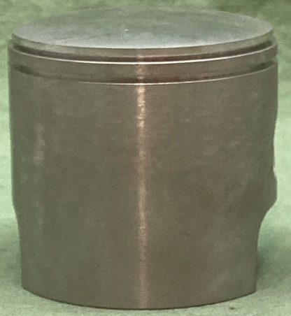 NEW GENUINE WISECO 182 P8 PISTON & RING SET 2677LC