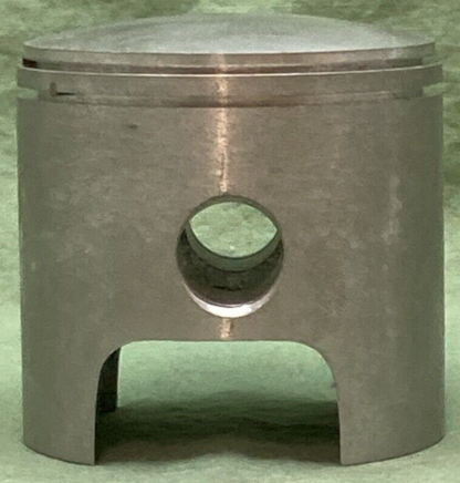 NEW GENUINE WISECO 182 P8 PISTON & RING SET 2677LC