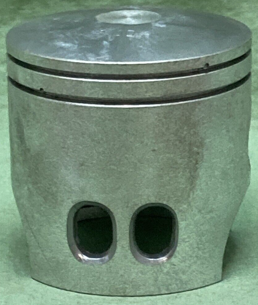 NEW REPLACES YAMAHA 314-11631-40 PISTON W/ CLIPS & PIN