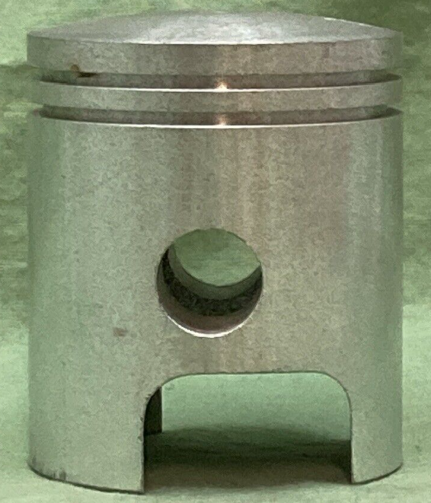 NEW GENUINE YAMAHA 159-11631-00-96 PISTON