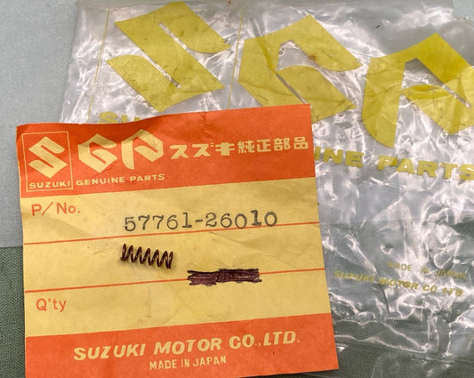 NEW GENUINE SUZUKI 57761-26010 SPRING, HORN BUTTON
