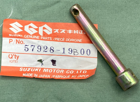 NEW GENUINE SUZUKI 57928-19B00 SHIFT LEVER PIN