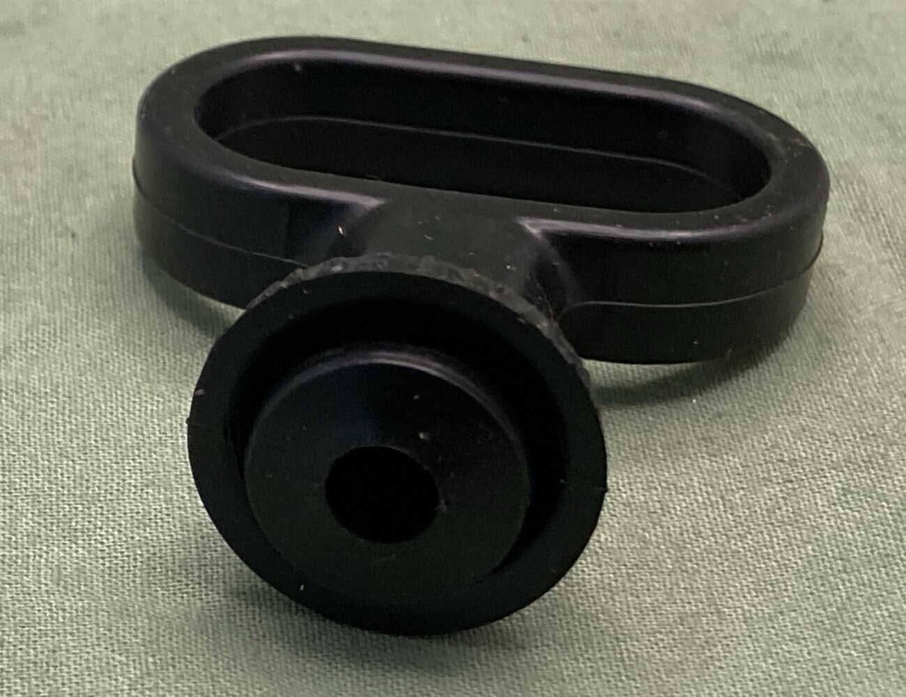 NEW GENUINE SUZUKI 58621-21203 CABLE GUIDE, SUPERSED 58621-21204, 58621-21202