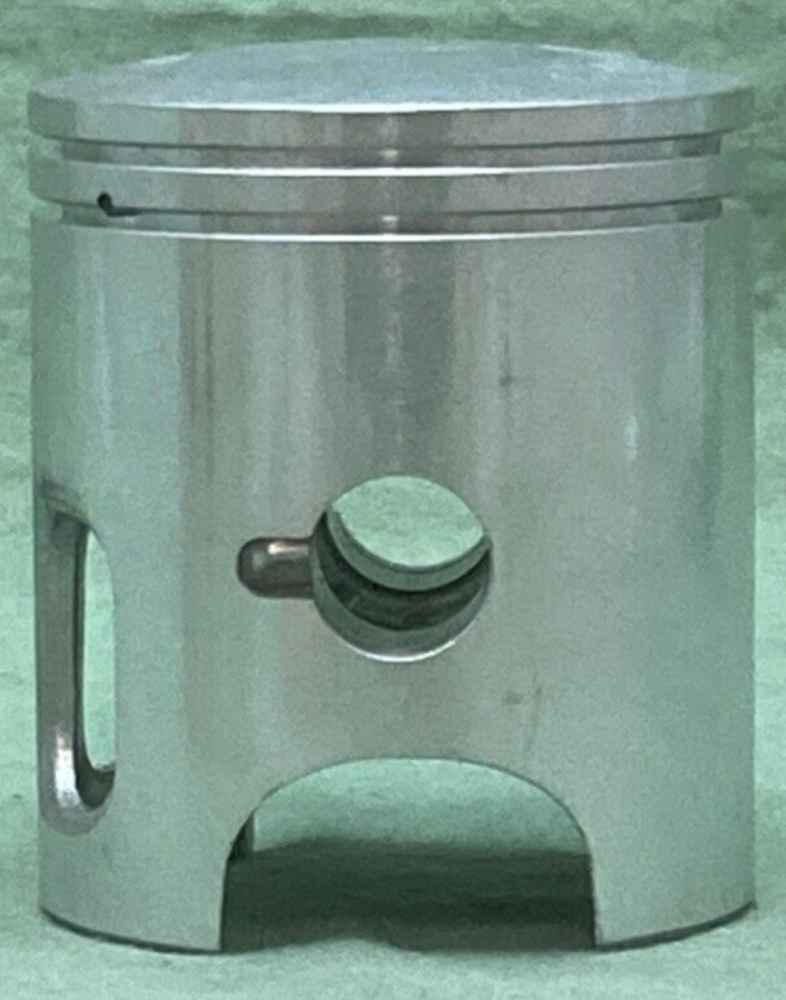 NEW GENUINE YAMAHA 3R1-11636-02 PISTON
