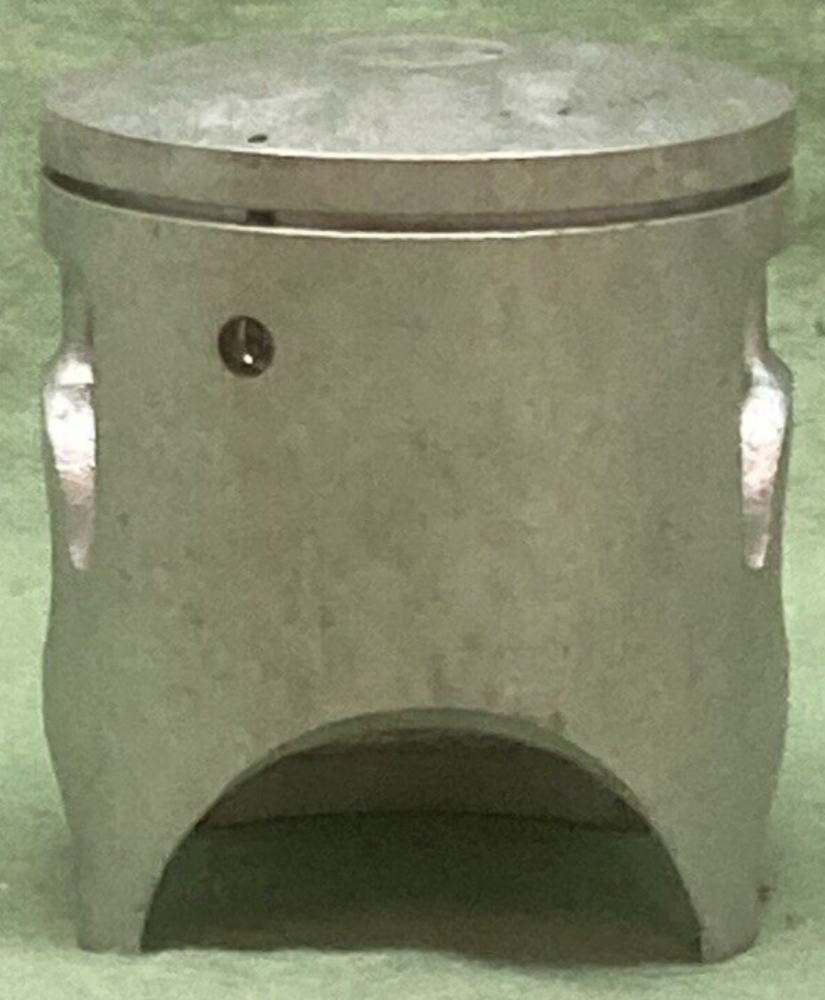 NEW GENUINE YAMAHA 3R2-11631-00-96 PISTON