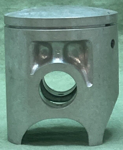 NEW GENUINE YAMAHA 3R2-11631-00-96 PISTON