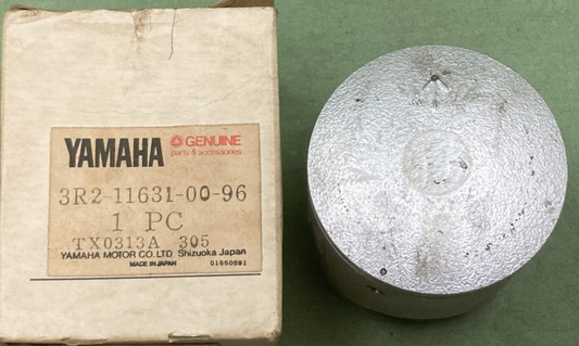 NEW GENUINE YAMAHA 3R2-11631-00-96 PISTON