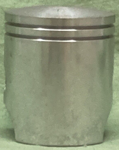 NEW GENUINE YAMAHA 305-11638-01 PISTON 4TH 1.00 O/S