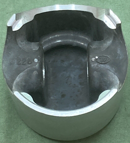 NEW GENUINE WISECO 227P4 PISTON KIT 040