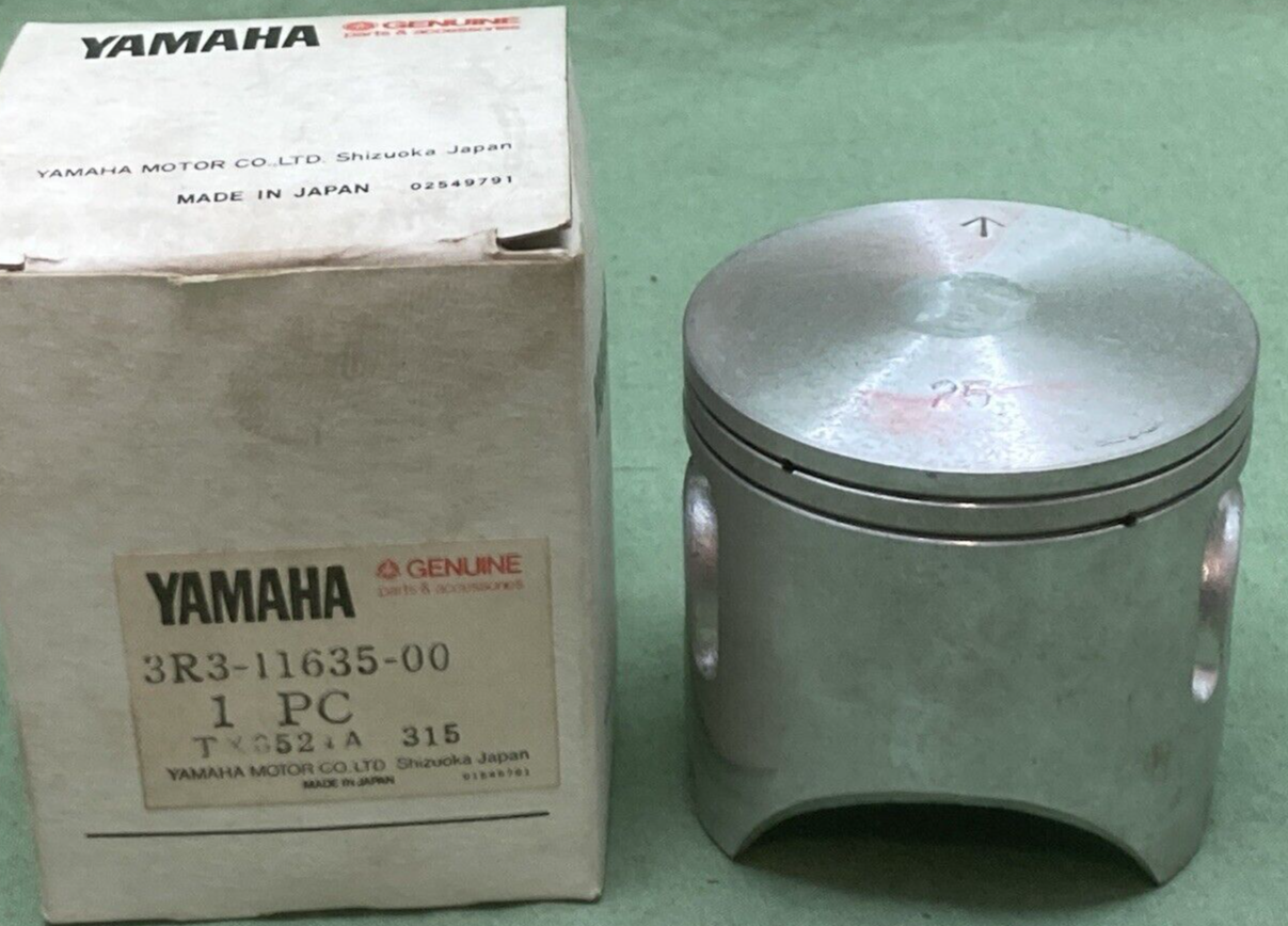 NEW GENUINE YAMAHA 3R6-11636-00 PISTON 2ND O/S
