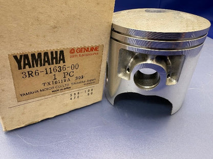 NEW GENUINE YAMAHA 3R6-11636-00 PISTON 2ND O/S