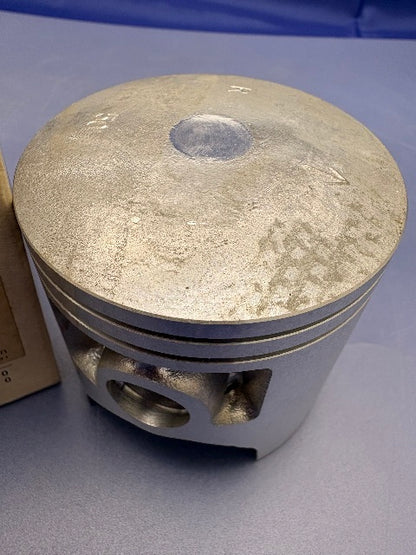 NEW GENUINE YAMAHA 3R6-11636-00 PISTON 2ND O/S