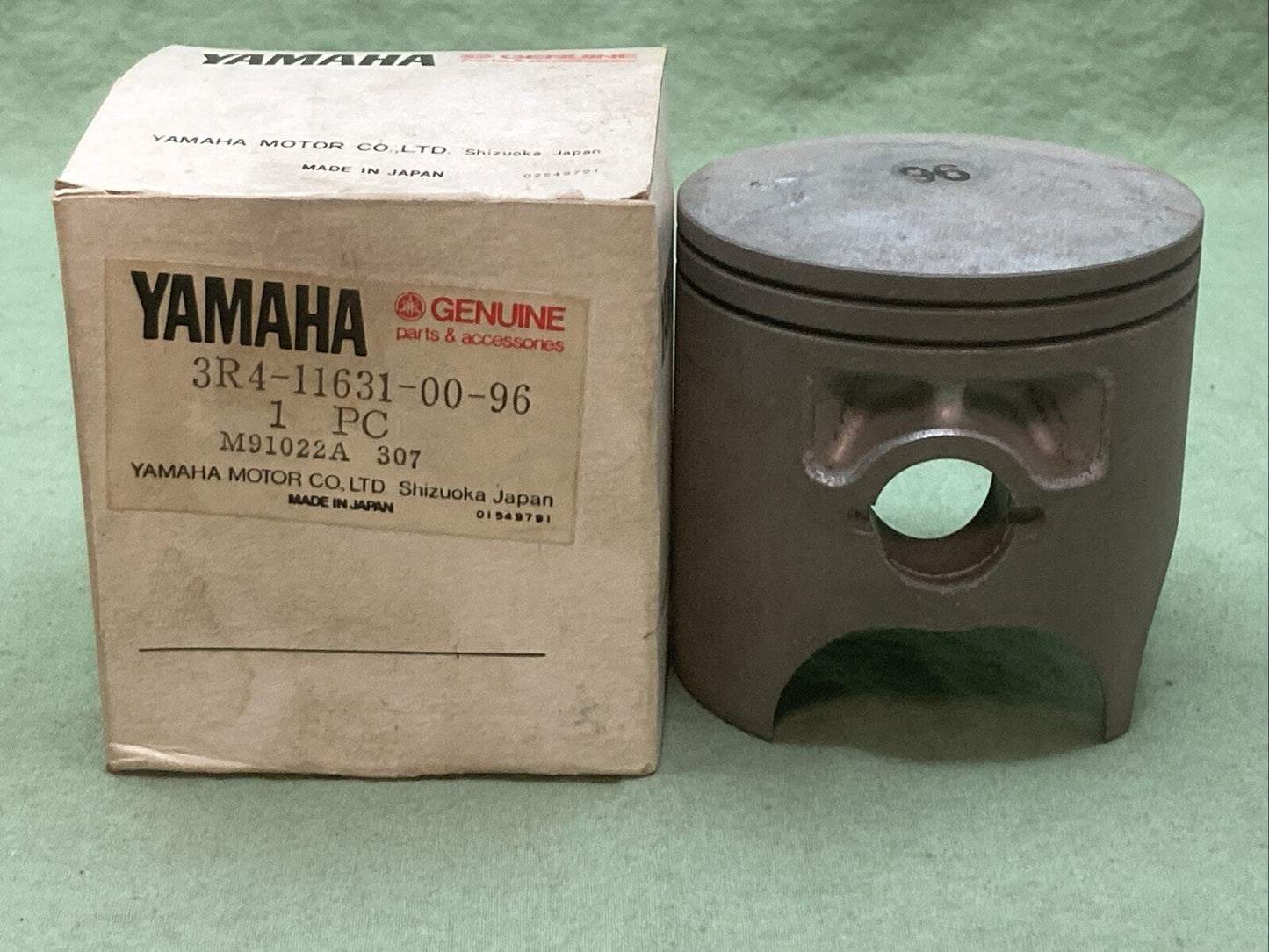 NEW GENUINE YAMAHA 3R4-11630-00 PISTON KIT STD COMPLETE