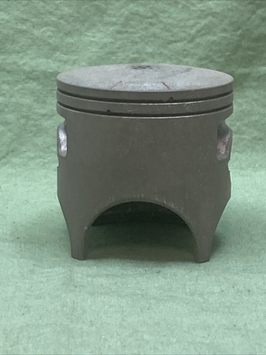 NEW GENUINE YAMAHA 3R4-11630-00 PISTON KIT STD COMPLETE