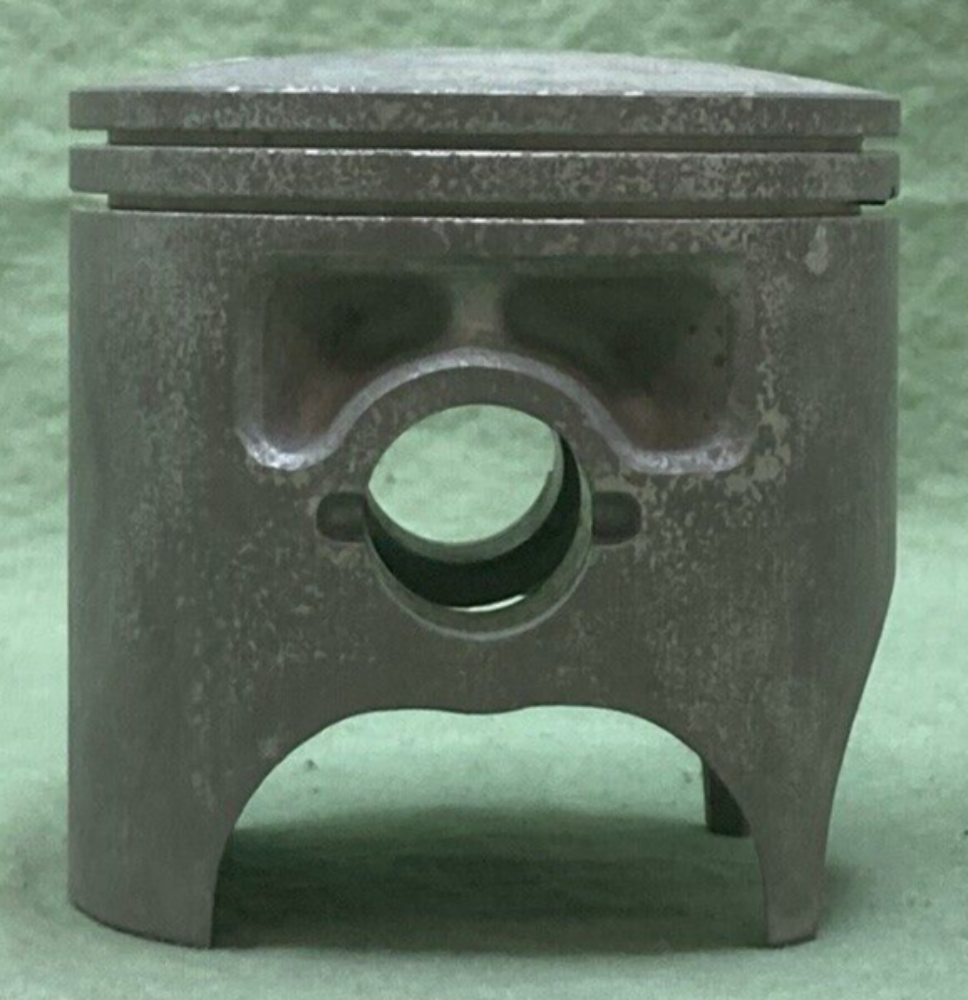 NEW GENUINE YAMAHA 3R4-11635-00 PISTON 1ST 0.25 O/S